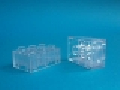 Stein 2x3 tr klar /milchig dem Alter entsprechend